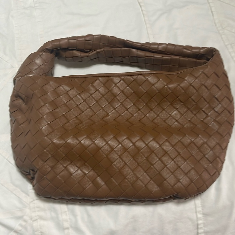 BOTTEGA VENETA HANDBAG